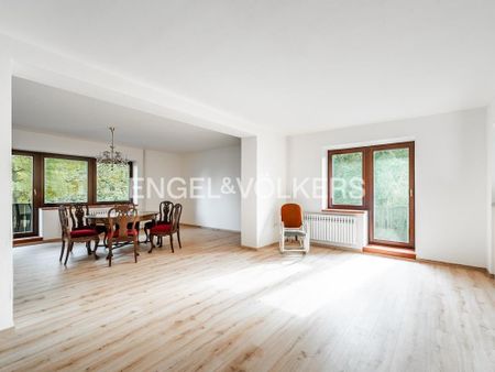 Pronájem bytu 3+kk 123 m2 - Fotografie 2