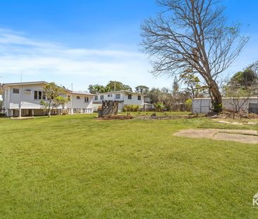 Freshly Renovated Family Oasis with Private Park Access! - Photo 6