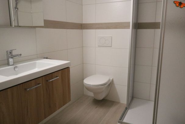 3 ½ PIÈCES - Au rez-de-chaussée - Foto 1