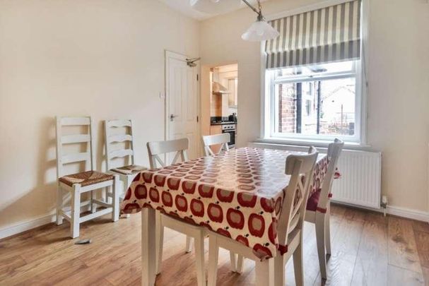 Davenport Avenue, Withington, Manchester, M20 - Photo 1