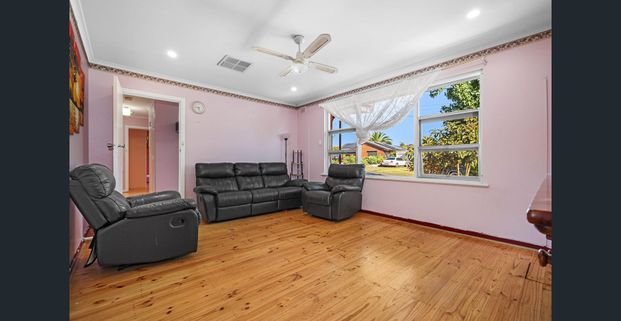 🏡 Comfortable Family Home in a Quiet Gilles Plains Location 🌿 - Photo 1