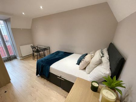 4 bedroom house to rent - Photo 3