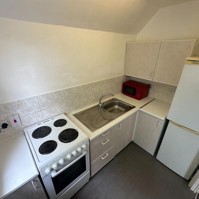 1 bedroom flat to rent - Photo 1