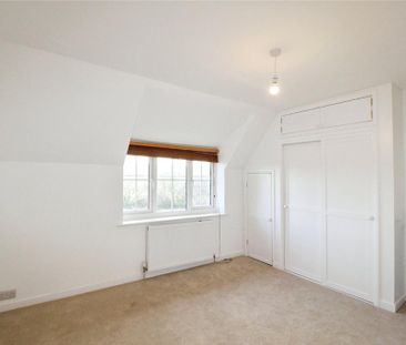 2 bedroom semi-detached house to rent - Photo 2