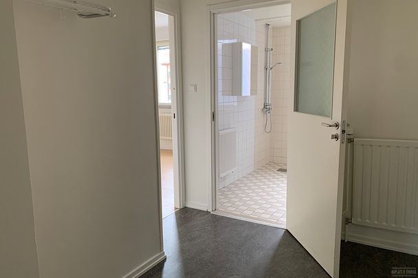 Ljuragatan 5 - Foto 1