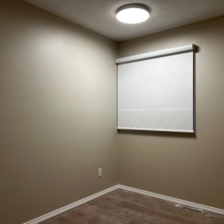 3 Bed Black Mountain - Photo 1