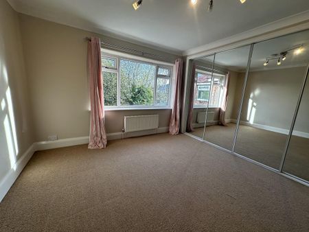 4 bedroom detached house to rent - Photo 5