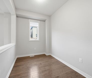 For Lease - 2136 Coppermine Street, Oshawa, Ontario - Photo 6