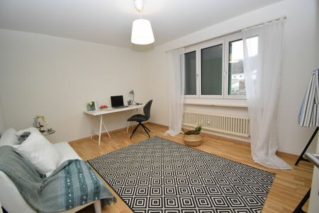 Gross­zü­gi­ge 4-Zim­mer­woh­nung im Grü­nen - Photo 2