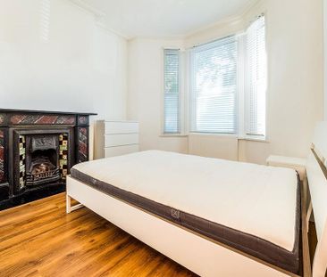 House share to rent - Photo 2