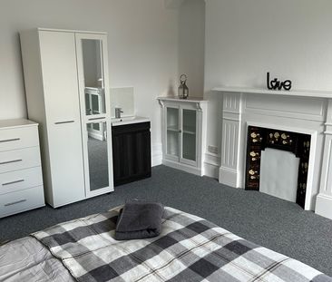 Room in a Shared Flat, Cattofield Place, AB25 - Photo 5
