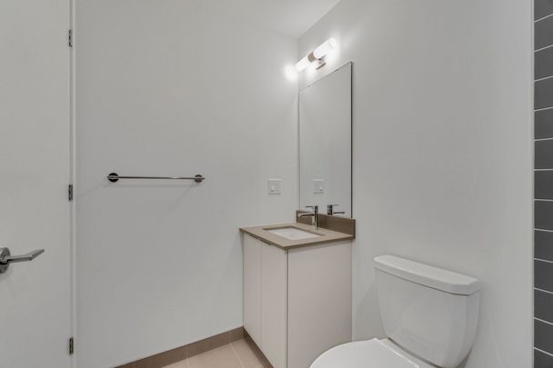 For Lease - 3071 Trafalgar Road Unit# 709, Oakville, Ontario - Photo 1