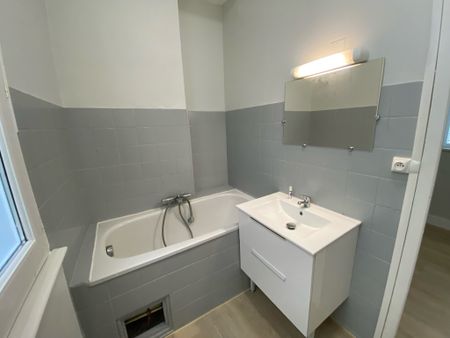 Location Appartement 3 pièces 47m² CLERMONT FERRAND 63000 - Photo 4
