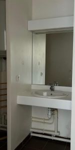 Location Appartement 1 pièce 23m² CORBEIL ESSONNES 91100 - Photo 3