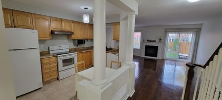 For Lease - 2151 Forest Gate Park, Oakville, Ontario - Photo 2