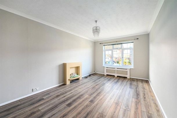 5 bedroom semi-detached house to rent - Photo 1