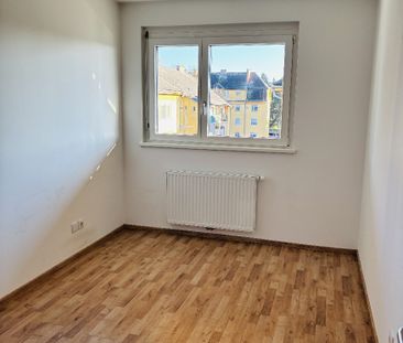Geräumige 3-Zimmer-Wohnung mit Einbauküche - Foto 2