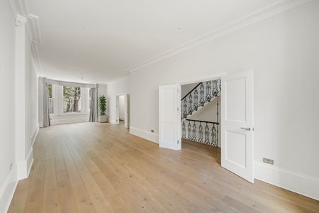 Traditional townhouse in the heart of Kensington - Photo 5