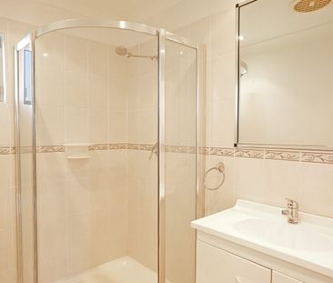 Low-maintenance living in central Hyde Park - Photo 5