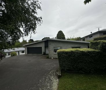 Simply stunning and super private - Photo 2