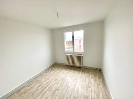 Location Appartement 3 pièces 75m² - Photo 5