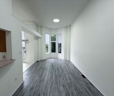 For Lease - 90 Bridlepath Street, Richmond Hill, Ontario - Photo 5