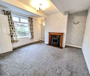 2 bed terraced house to rent in NE10 - Photo 4