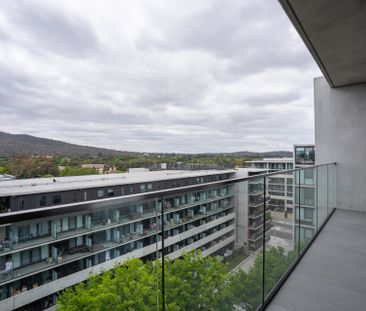 825/61 Cooyong Street, Braddon - Photo 1