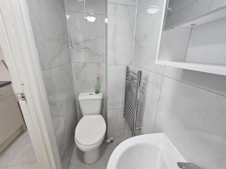 Studio to rent - Photo 5