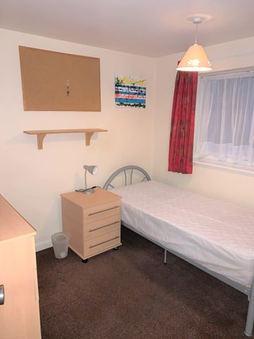 The Silvers, Broadstairs (1) Kent CT10 2PF - Photo 5