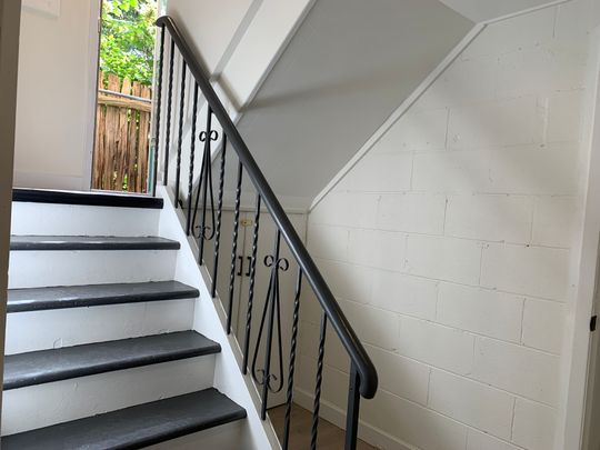 For Lease - 54 Osborne Avenue Unit# Lower, Toronto, Ontario - Photo 1