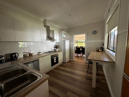 AVAILABLE FOR A 3 - 8 MONTH LEASE - Photo 5