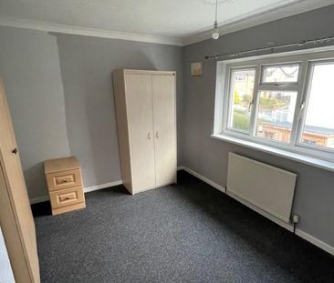 2 bedroom semi-detached house to rent - Photo 2