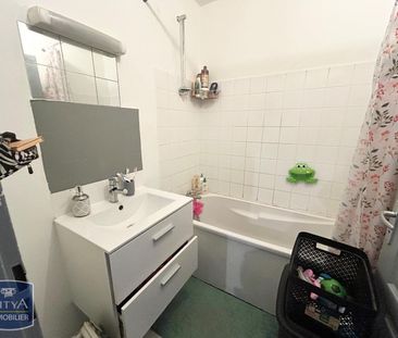 Location Appartement 3 pièces 63m² ANZIN 59410 - Photo 6