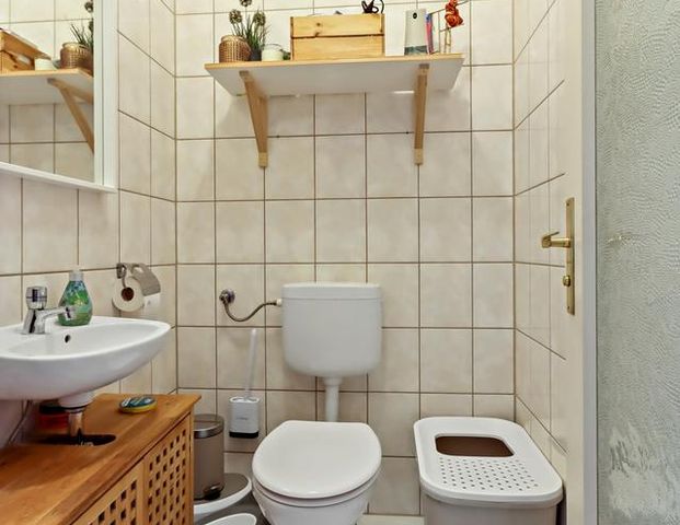 3-Raumwohnung im Dachgeschoss an der Ulrichskirche! - Foto 1