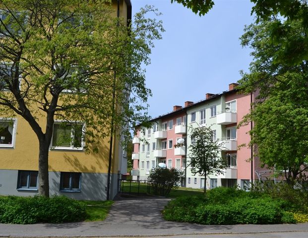 Örabergsvägen 9 - Foto 1