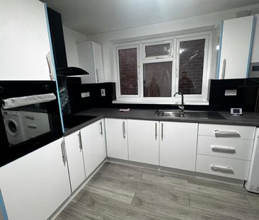 High Street, Rowley Regis, B65 0DR - Photo 3