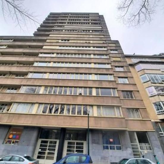 Appartement te huur - Photo 1