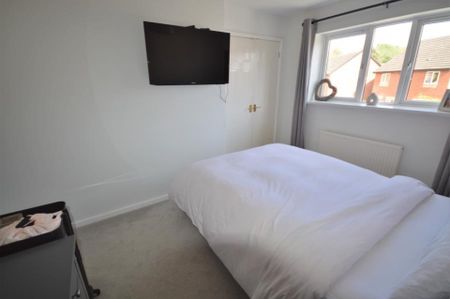 Hunters Rise, Telford - £895 pcm - Photo 3