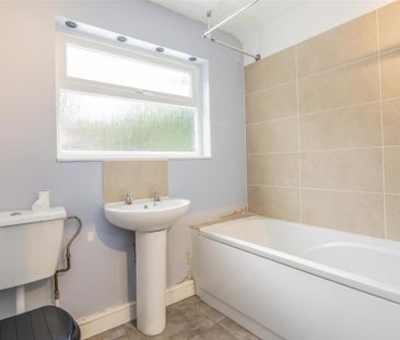 3 bed House - Terraced To Let - Photo 5