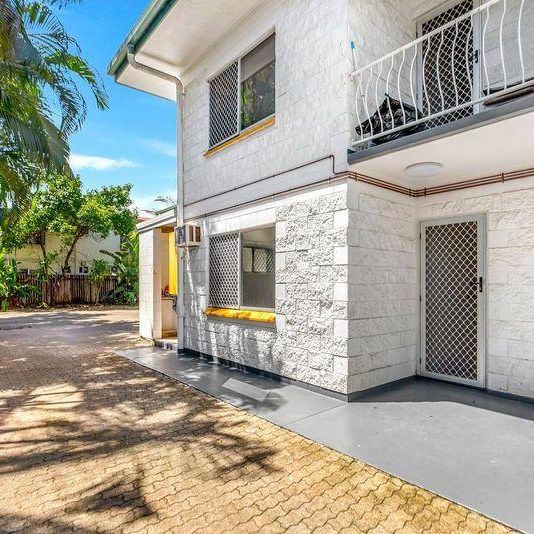 Ground Floor Unit in Small Complex - Photo 1