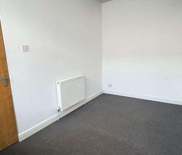 New Road, Portsmouth, PO2 - Photo 1