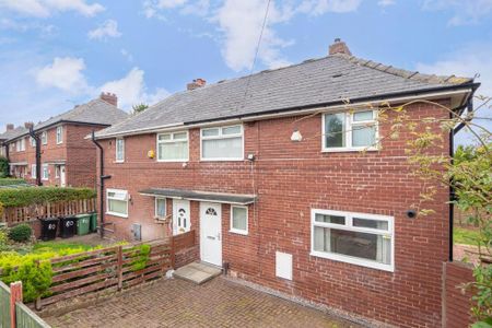 3 bedroom semi-detached house to rent - Photo 3