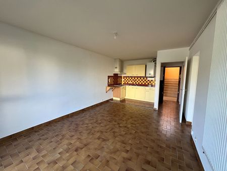 Location Appartement 2 pièces 33m² - Photo 4