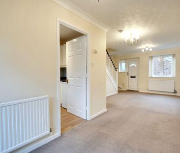 2 bedroom end of terrace house to rent - Photo 1