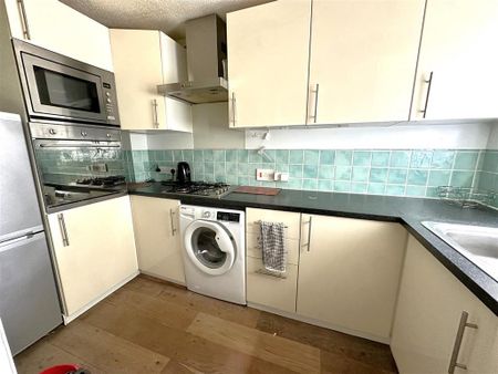 2 bedroom terraced house to rent - Photo 3