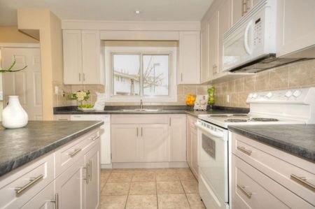 2 Bedroom Deluxe - Photo 3