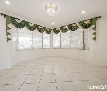 Stunning Family Home at 31 Foreman Street, Glenfield - Photo 3