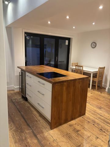 4 bedroom terraced house to rent - Photo 2