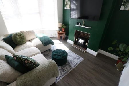 2 bedroom terraced house to rent - Photo 3